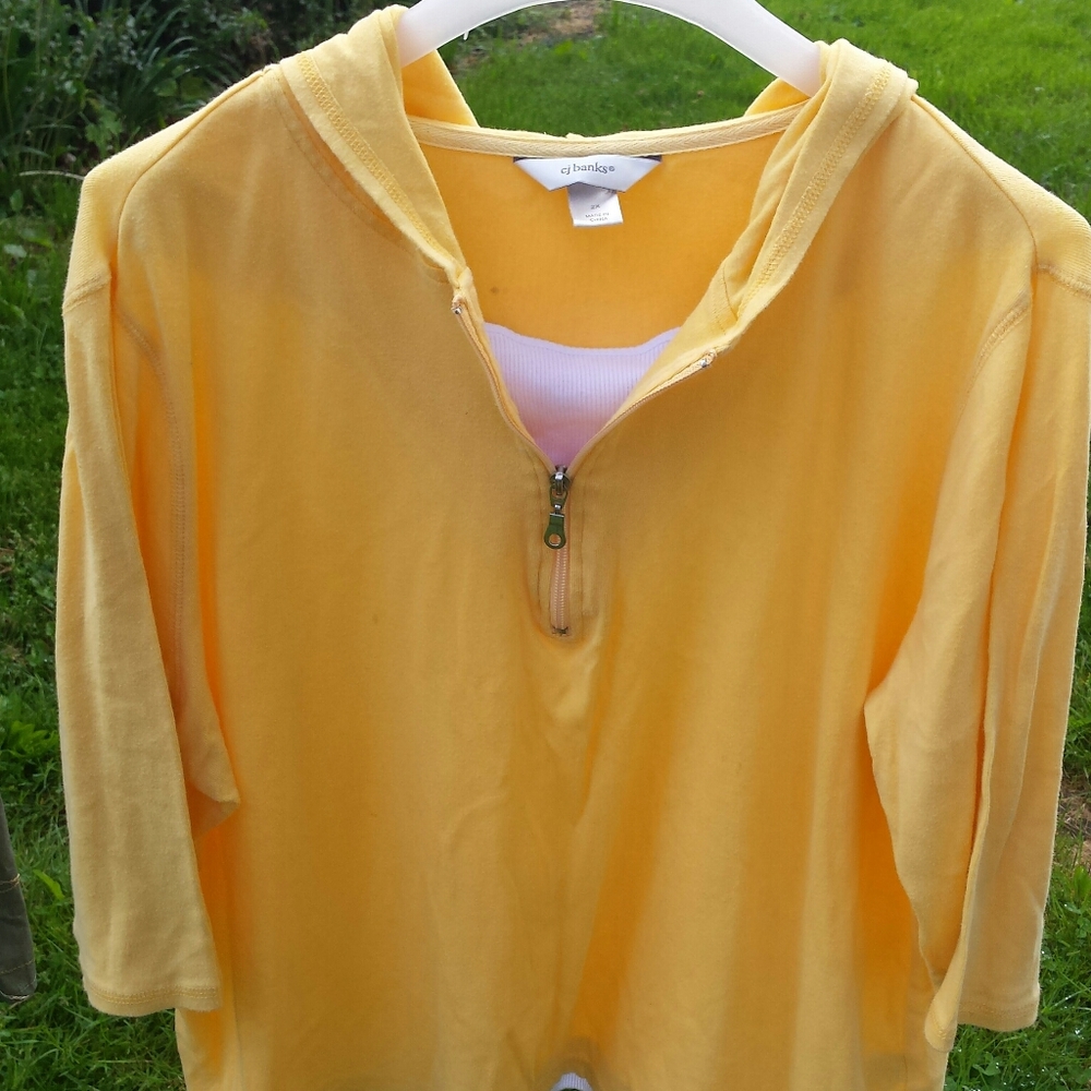 Woman's hooded top